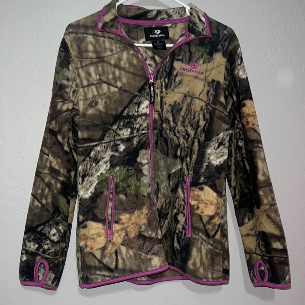 Mossy Oak Zip up jacket!